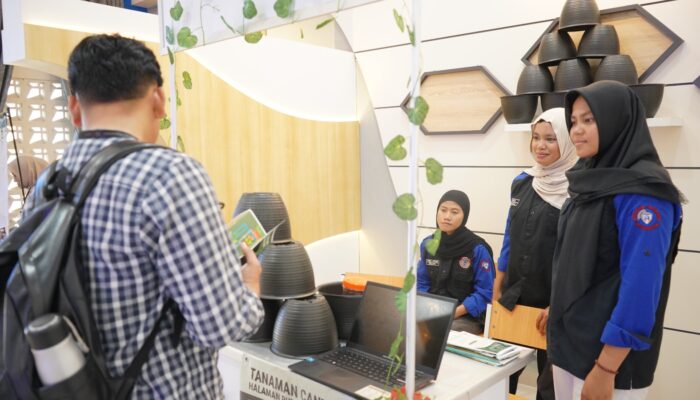 Mahasiswa Bisnis Digital Polman Babel Asah Jiwa Wirausaha Lewat Pameran dan Live Selling