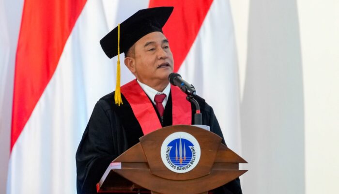 Ratusan Lulusan UBB Resmi Diwisuda, Menko Yusril Beri Orasi Ilmiah