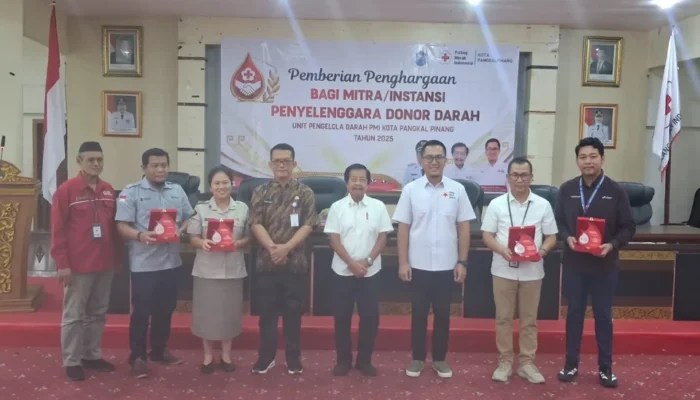 PMI Pangkalpinang Beri Penghargaan kepada Mitra, Kebutuhan Darah Capai 18 Ribu Kantong