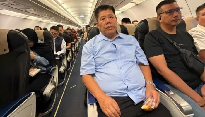 Terkendala Cuaca dan Kabut Asap, Gubernur Hidayat Arsani Tunggu 9 Jam Demi Temui Warga